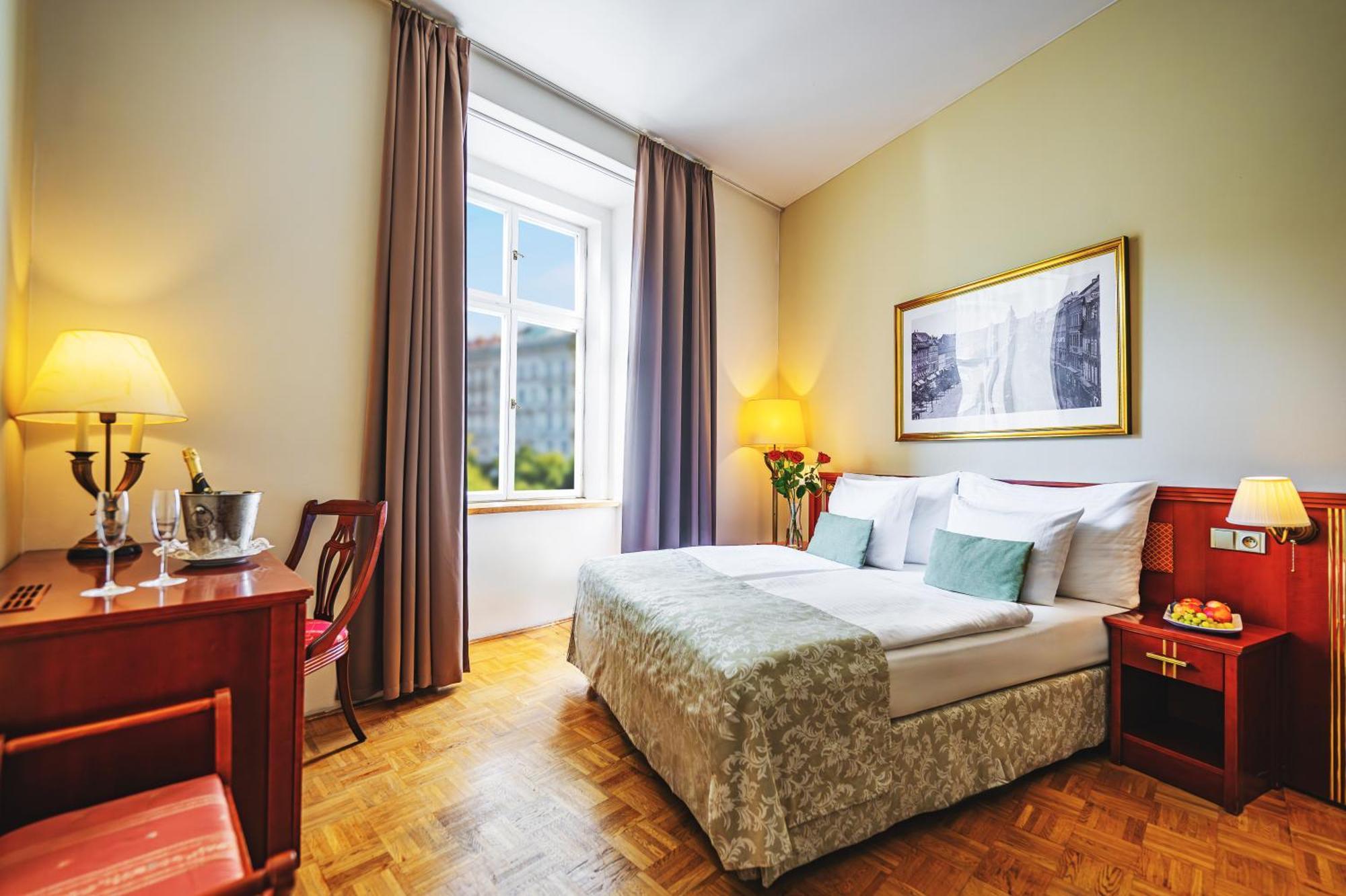 Wenceslas Square Hotel - Czech Leading Hotels Praga Exterior foto
